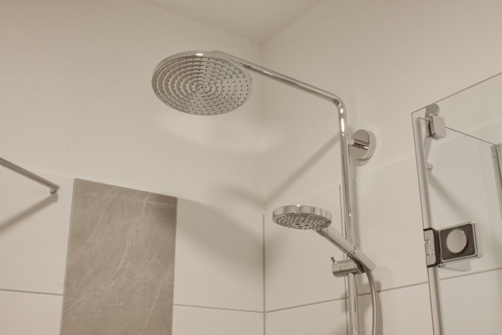 Stichwehs Hotel Am Bahnhof Elze Екстериор снимка
